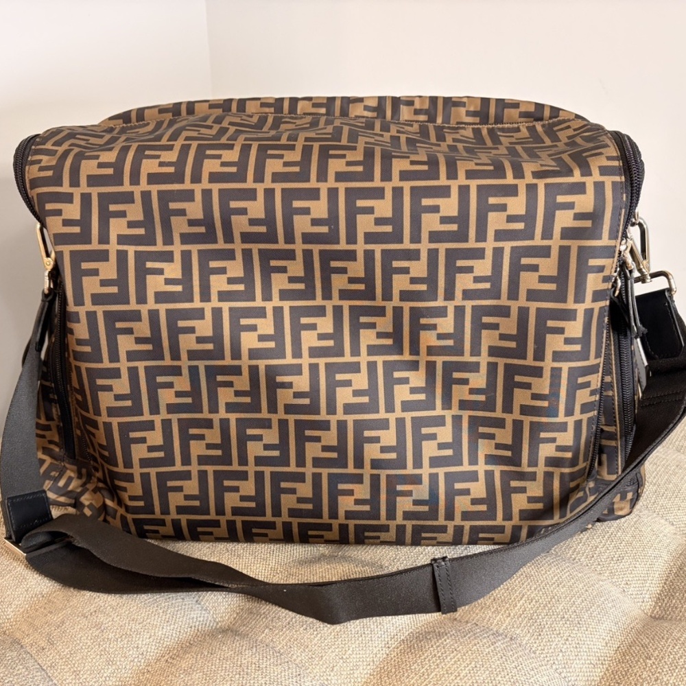 Fendi FF Logo Changing Diaper Bag Brown Monogram 7VB013 AFV5 - Picture 5 of 14